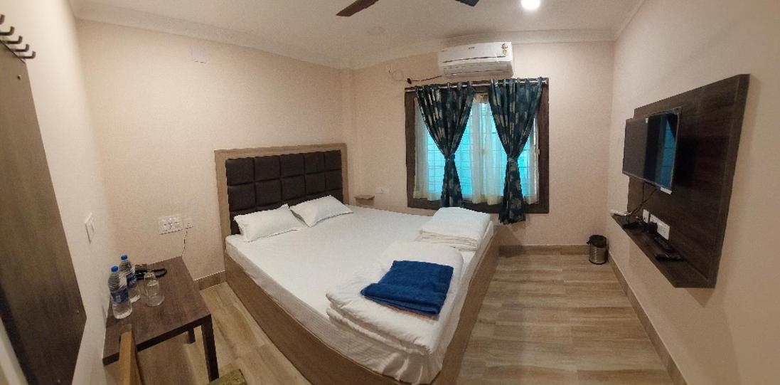 Radhika Resort Bhubaneswar Ngoại thất bức ảnh